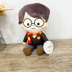 Harry Potter Wizarding World 8 Inch Plush Toy Gryffindor Scarf New with Tags